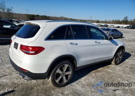 2018 Mercedes-Benz Glc 300 z USA, uszkodzony, nr VIN WDC0G4JB5JV066111